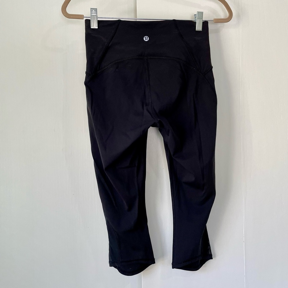 Lululemon Black Capri Leggings, 6